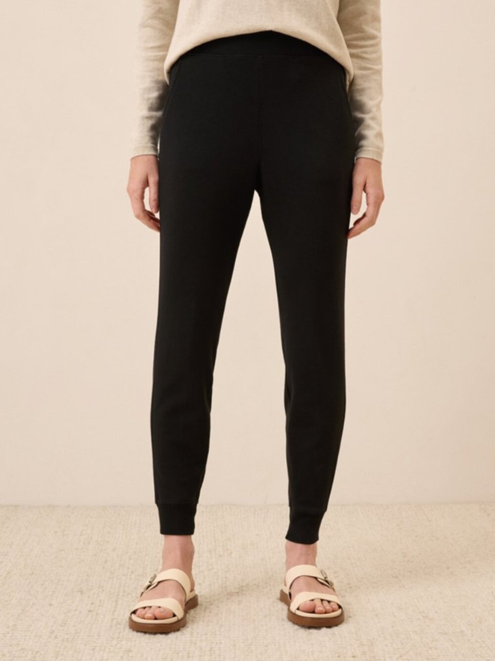 Pact Women's Organic Cotton Airplane Jogger Black Size L